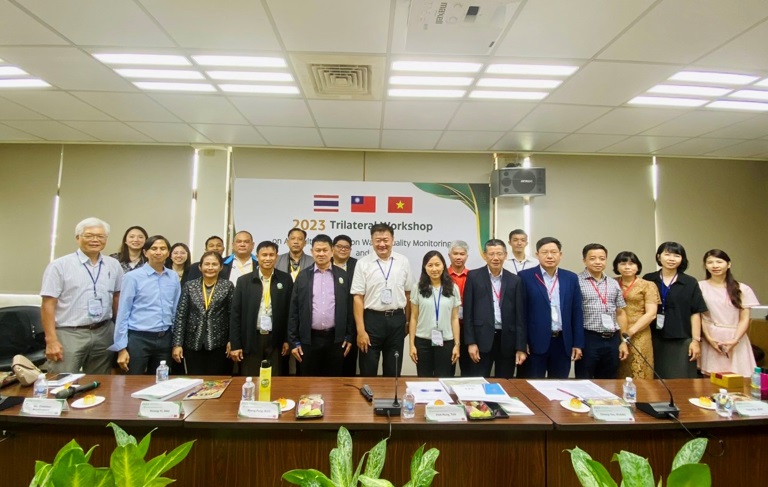 Viện Nước, Tưới tiêu và Môi trường tham dự Hội thảo ba bên về quản lý tưới, giám sát chất lượng nước tưới nông nghiệp tại Đài Loan 2023. Viện Nước, Tưới tiêu và Môi trường tham dự Hội thảo ba bên về quản lý tưới, giám sát chất lượng nước tưới nông nghiệp tại Đài Loan 2023.