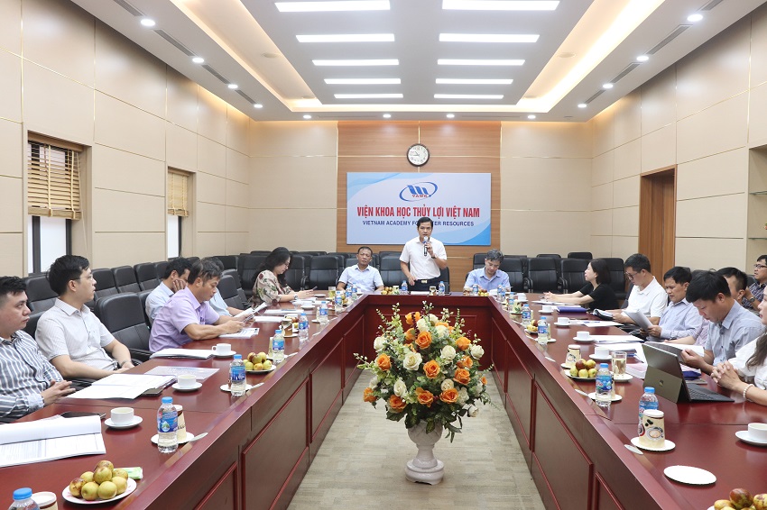 Hội thảo tổng kết đề tài cấp Nhà nước “Nghiên cứu đề xuất hoàn thiện các mô hình tổ chức quản lý, cơ chế chính sách nhằm vận hành bền vững các hệ thống khai thác nước phục vụ cấp nước sinh hoạt cho vùng núi cao, vùng khan hiếm nước” Hội thảo tổng kết đề tài cấp Nhà nước “Nghiên cứu đề xuất hoàn thiện các mô hình tổ chức quản lý, cơ chế chính sách nhằm vận hành bền vững các hệ thống khai thác nước phục vụ cấp nước sinh hoạt cho vùng núi cao, vùng khan hiếm nước”